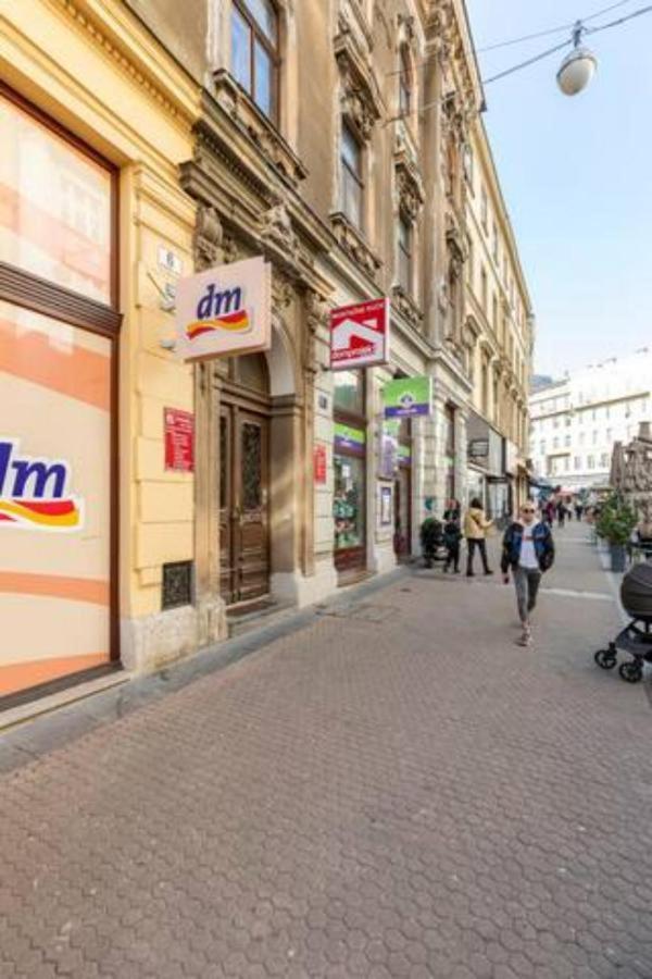 Zagreb Bunker At Main Square Apartment Exterior foto